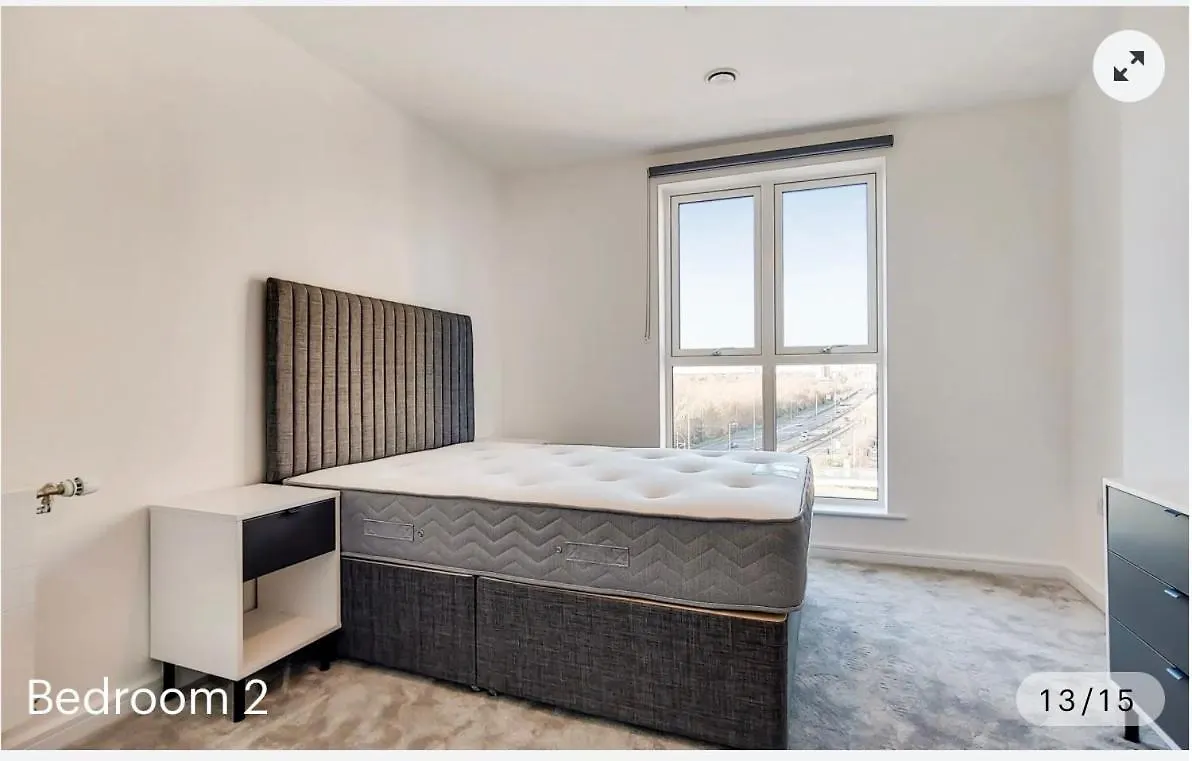 Modern Stay With Free 24Hours Gym London Apartment